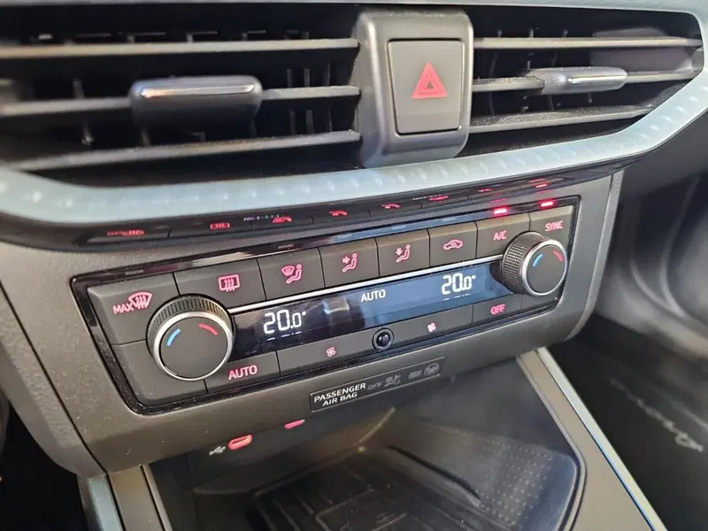 SEAT Arona usata a Lecco (17)