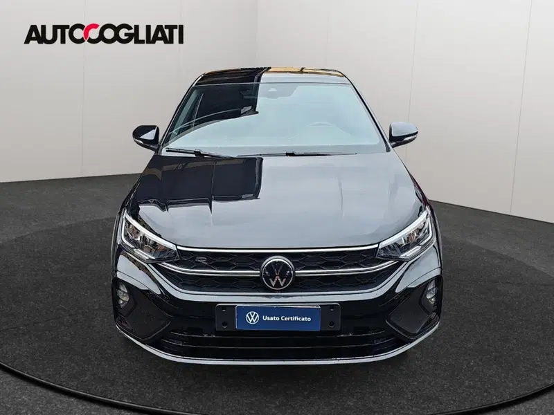 Volkswagen Taigo usata a Lecco (2)
