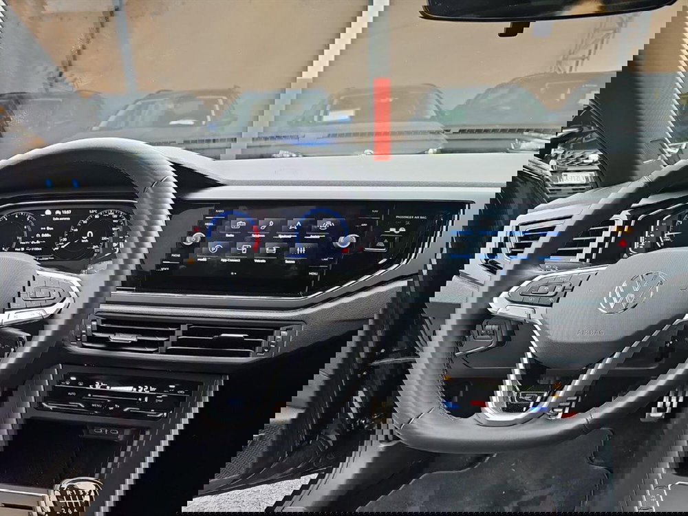 Volkswagen Taigo usata a Lecco (9)