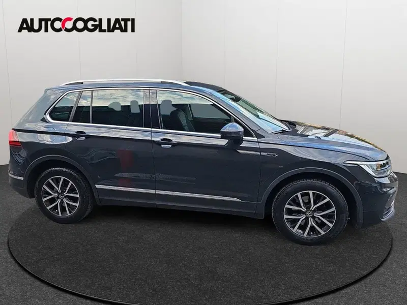 Volkswagen Tiguan usata a Lecco (4)