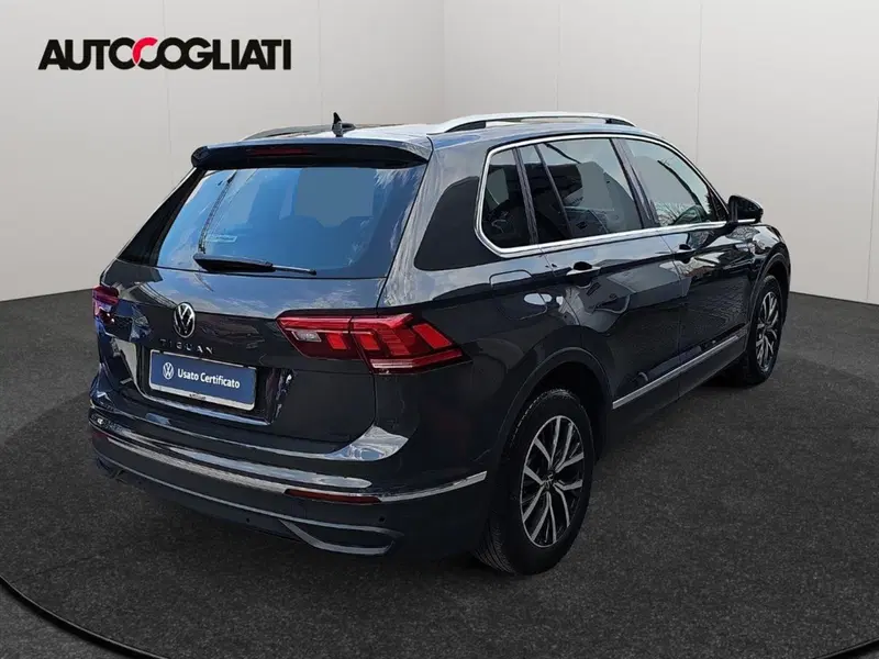 Volkswagen Tiguan usata a Lecco (5)