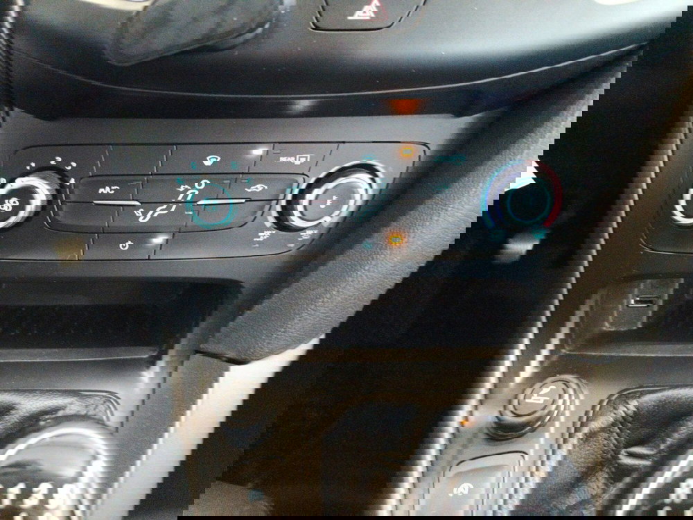 Ford Focus Station Wagon usata a Varese (14)