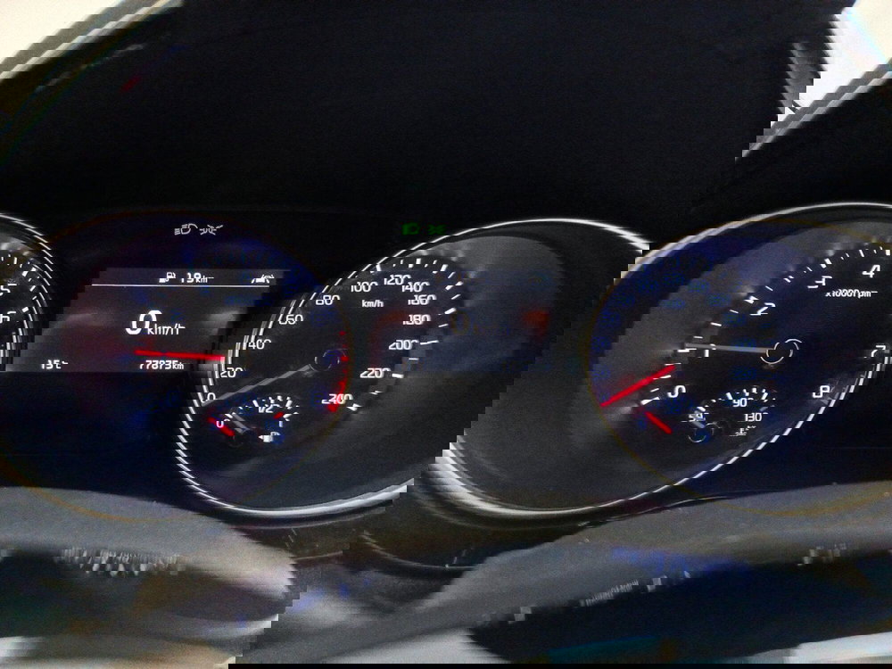 Kia XCeed usata a Varese (12)