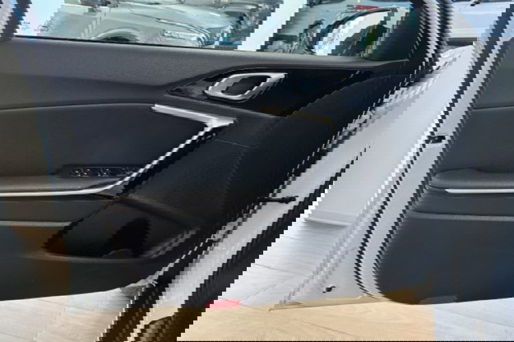 Kia XCeed usata a Latina (12)