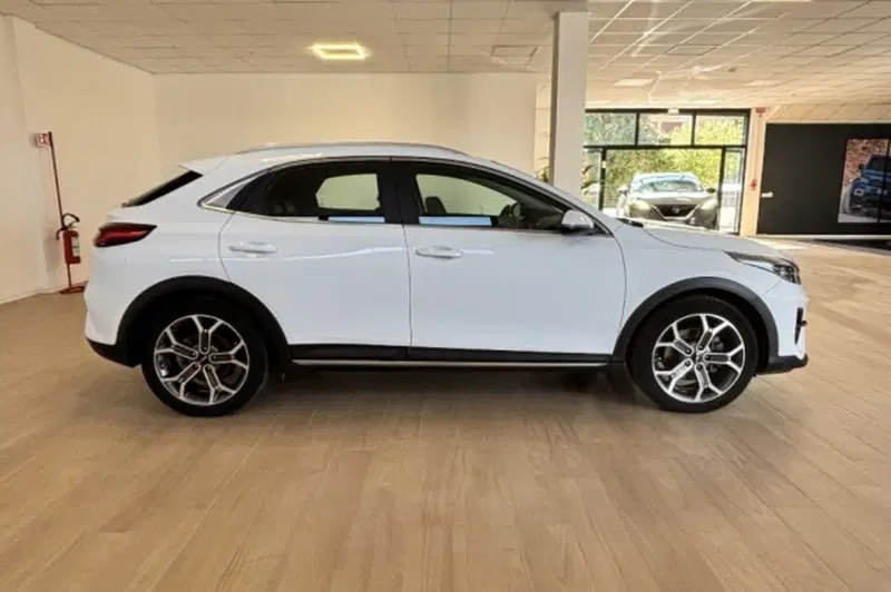 Kia XCeed usata a Latina (4)