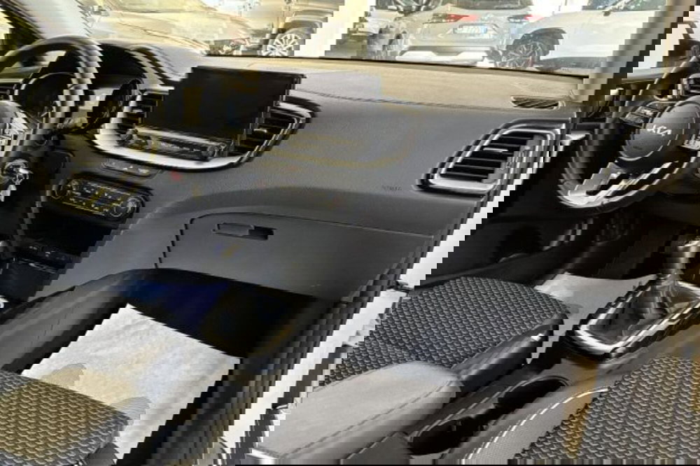 Kia XCeed usata a Latina (9)