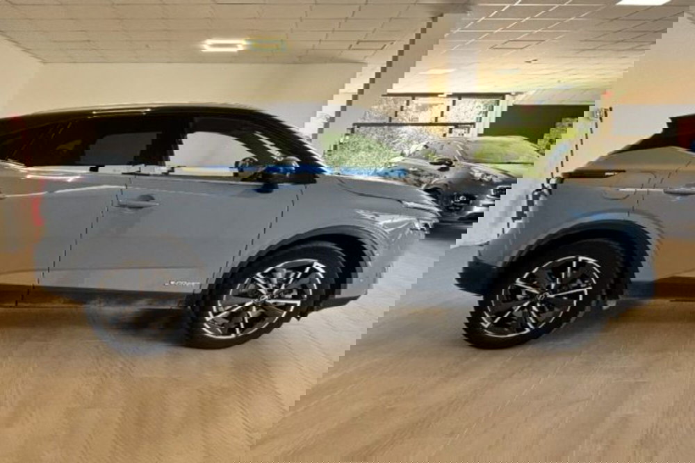 Nissan Qashqai usata a Latina (4)