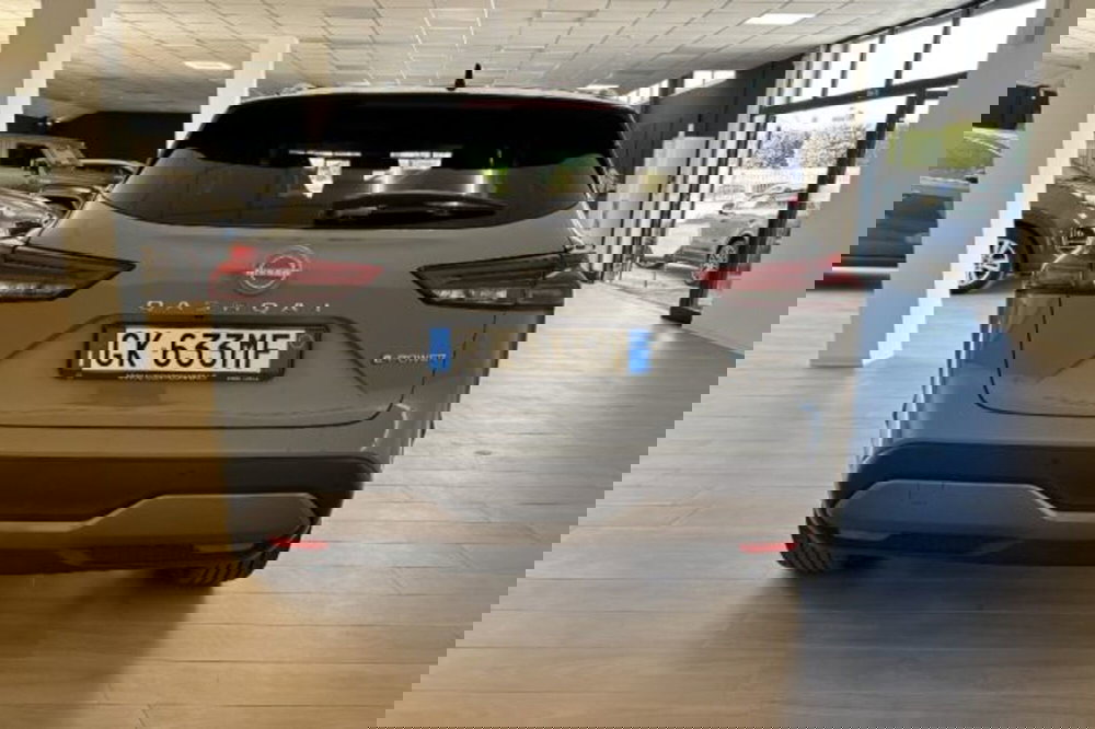 Nissan Qashqai usata a Latina (6)