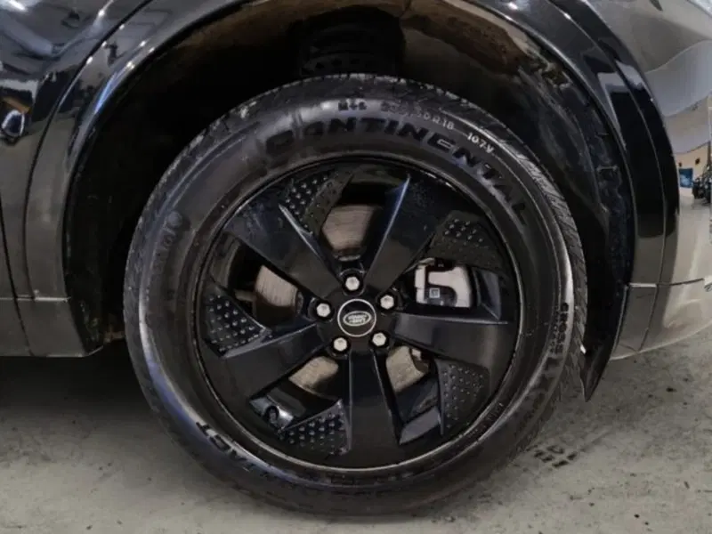 Land Rover Discovery Sport usata a Livorno (11)