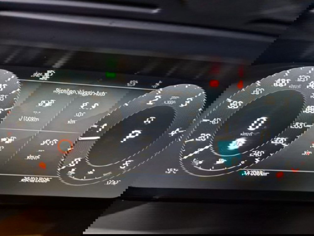 Land Rover Discovery Sport usata a Livorno (11)