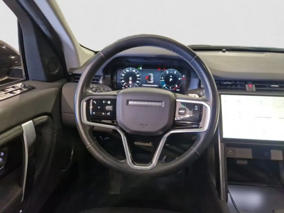 Land Rover Discovery Sport usata a Livorno (17)