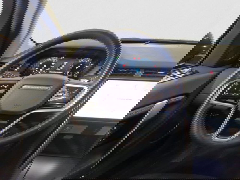 Land Rover Discovery Sport usata a Livorno (17)