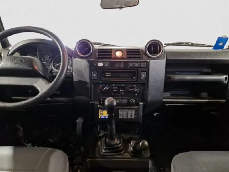 Land Rover Defender usata a Livorno (12)