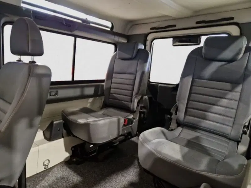 Land Rover Defender usata a Livorno (13)