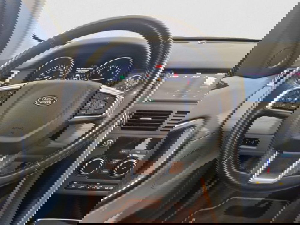 Land Rover Discovery Sport usata a Livorno (15)