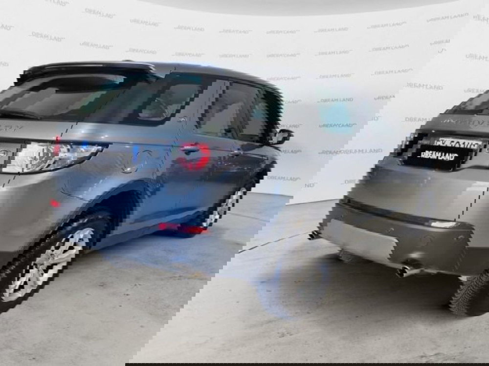 Land Rover Discovery Sport usata a Livorno (7)