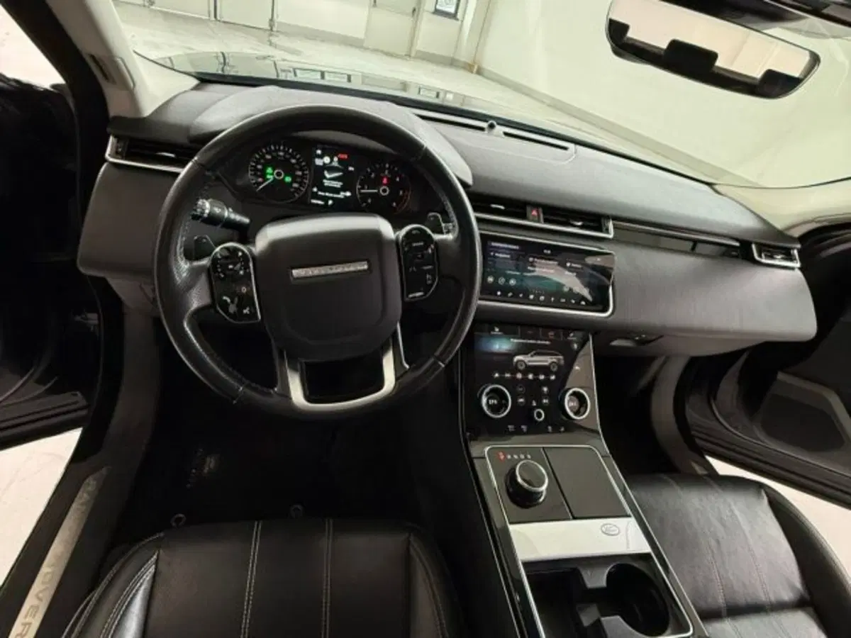 Land Rover Range Rover Velar usata a Livorno (10)