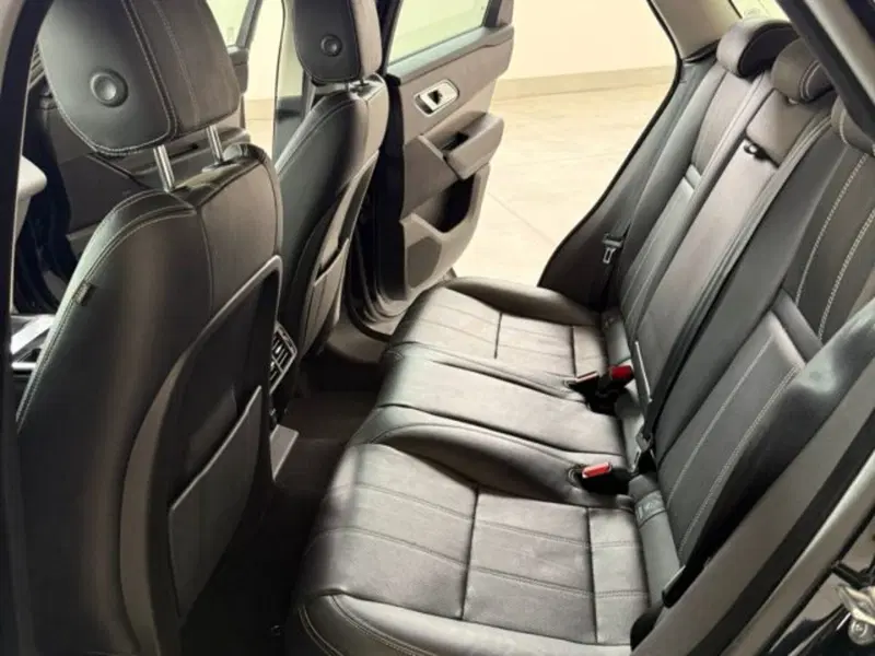 Land Rover Range Rover Velar usata a Livorno (13)