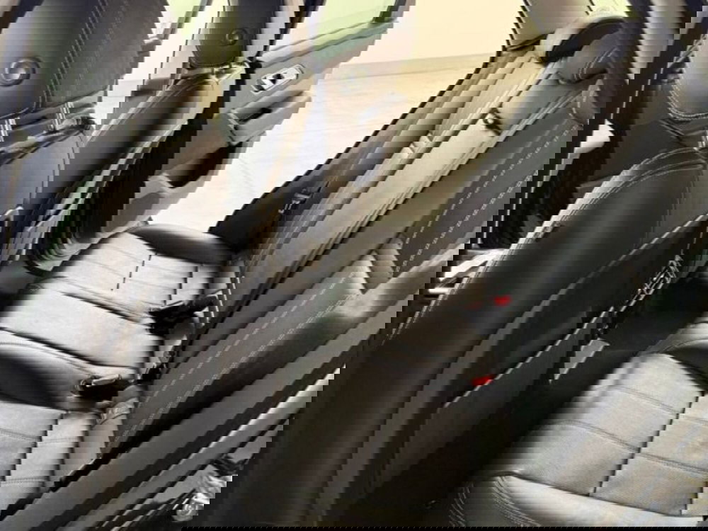 Land Rover Range Rover Velar usata a Livorno (13)