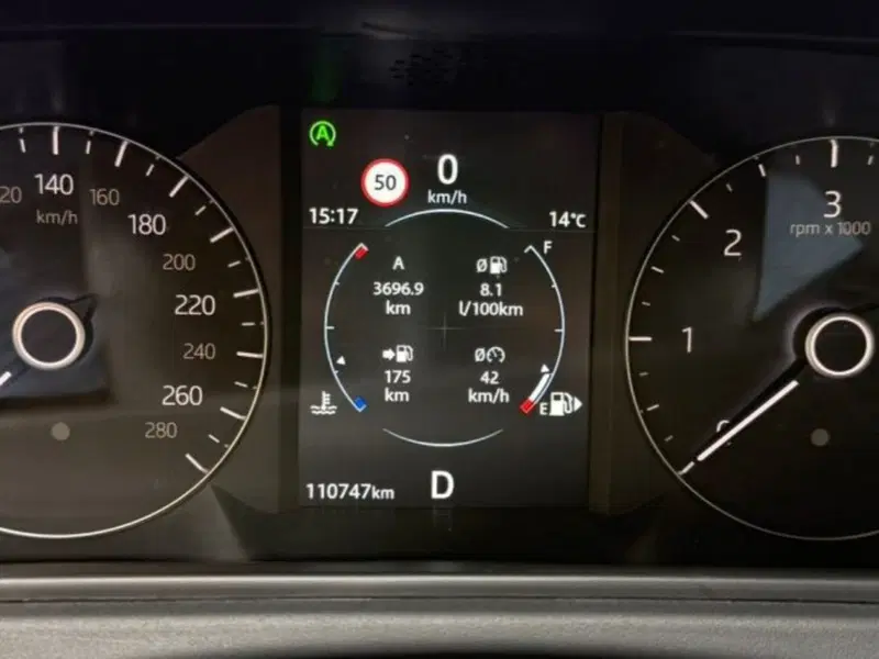 Land Rover Range Rover Velar usata a Livorno (14)