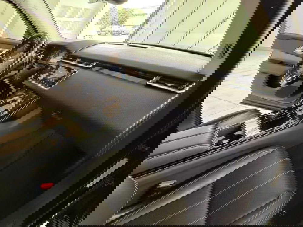 Land Rover Range Rover Velar usata a Livorno (8)