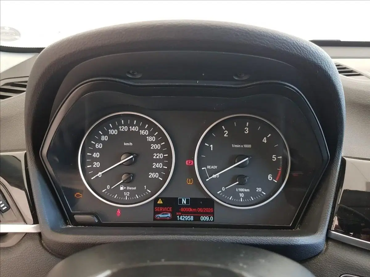 BMW X1 usata a Lucca (17)