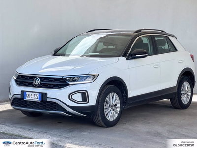 Volkswagen T-Roc 2.0 tdi Life 115cv del 2023 usata a Albano Laziale