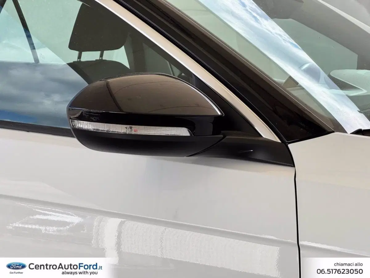 Volkswagen T-Roc usata a Roma (15)