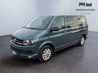 Volkswagen Multivan 2.0 tdi Space 150cv dsg 7p.ti del 2017 usata a Segrate