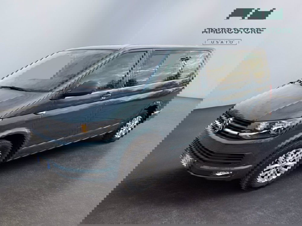 Volkswagen Multivan usata a Milano