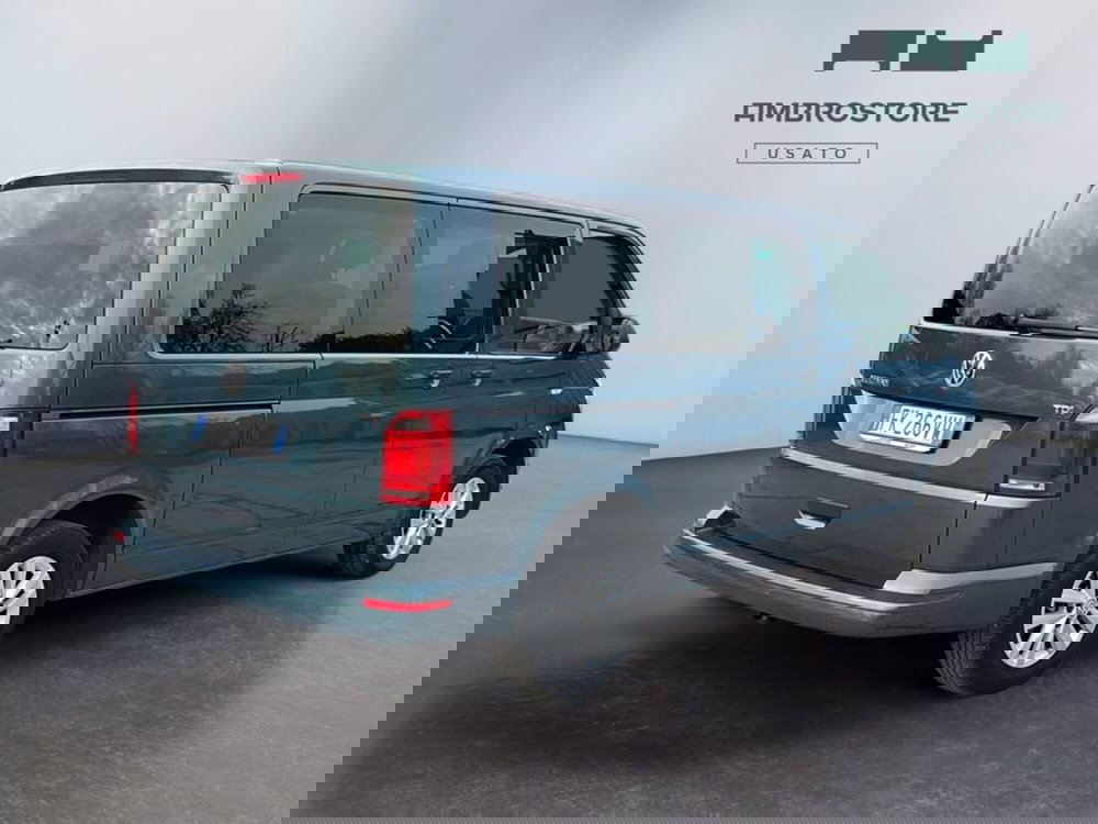 Volkswagen Multivan usata a Milano (5)