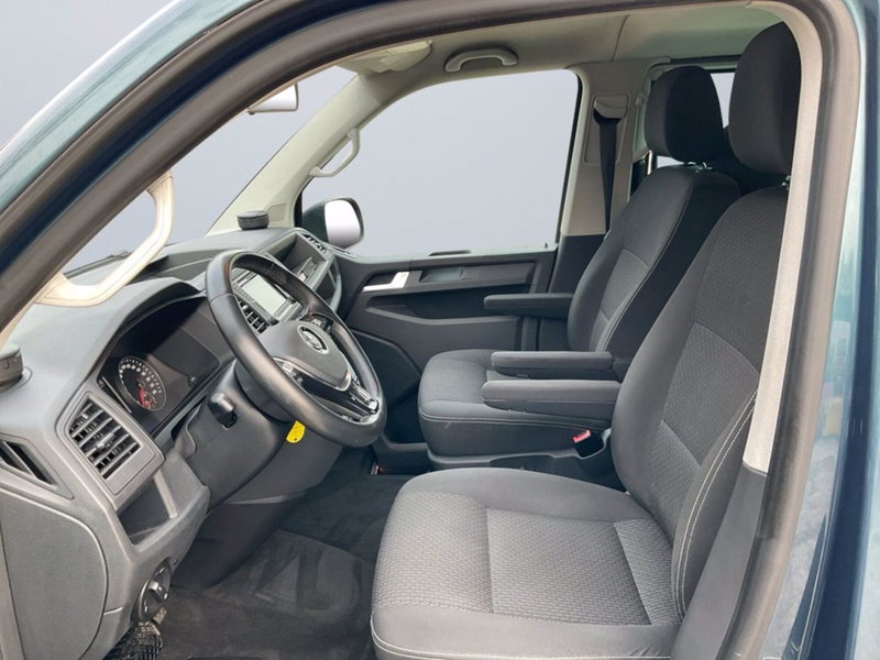 Volkswagen Multivan usata a Milano (9)