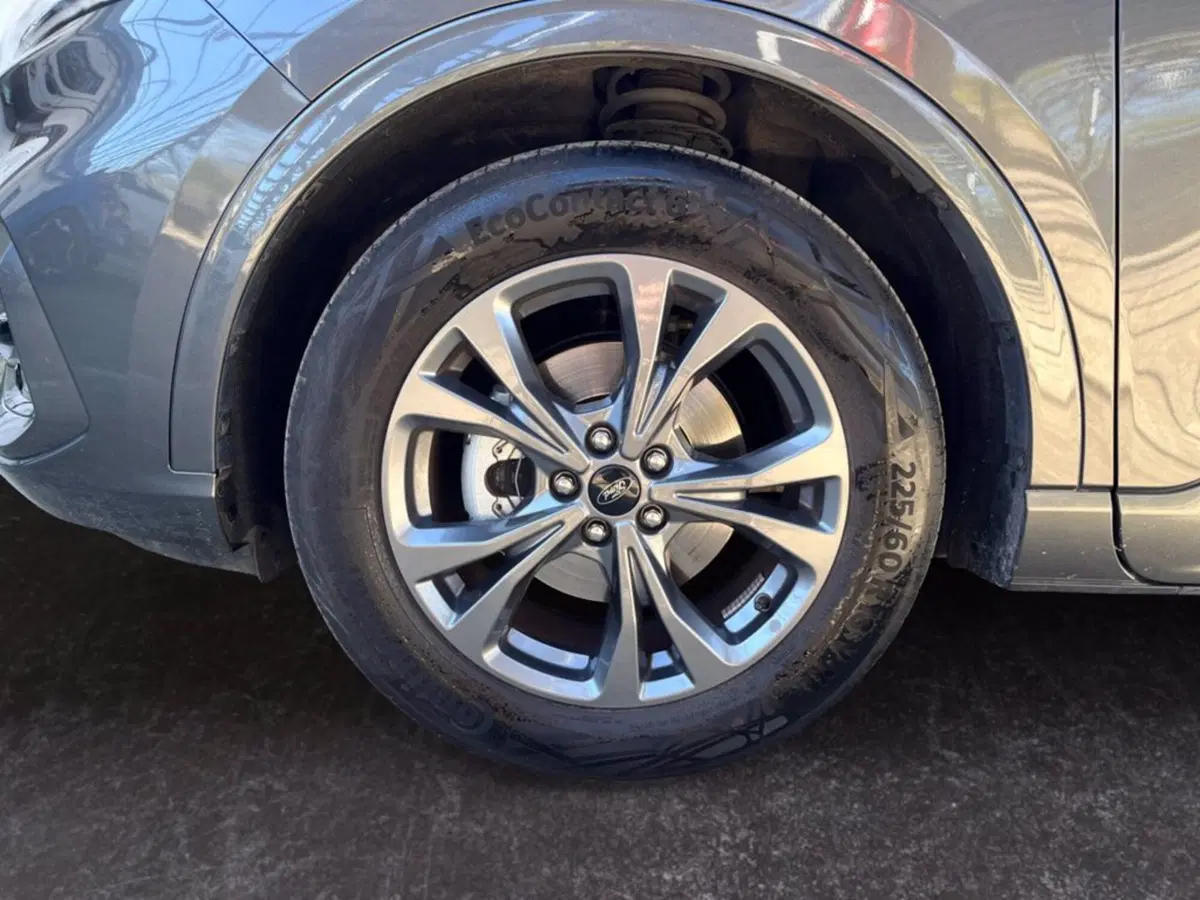 Ford Kuga usata a Milano (9)