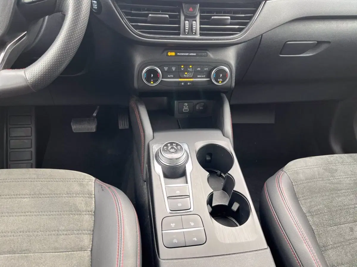 Ford Kuga usata a Milano (16)
