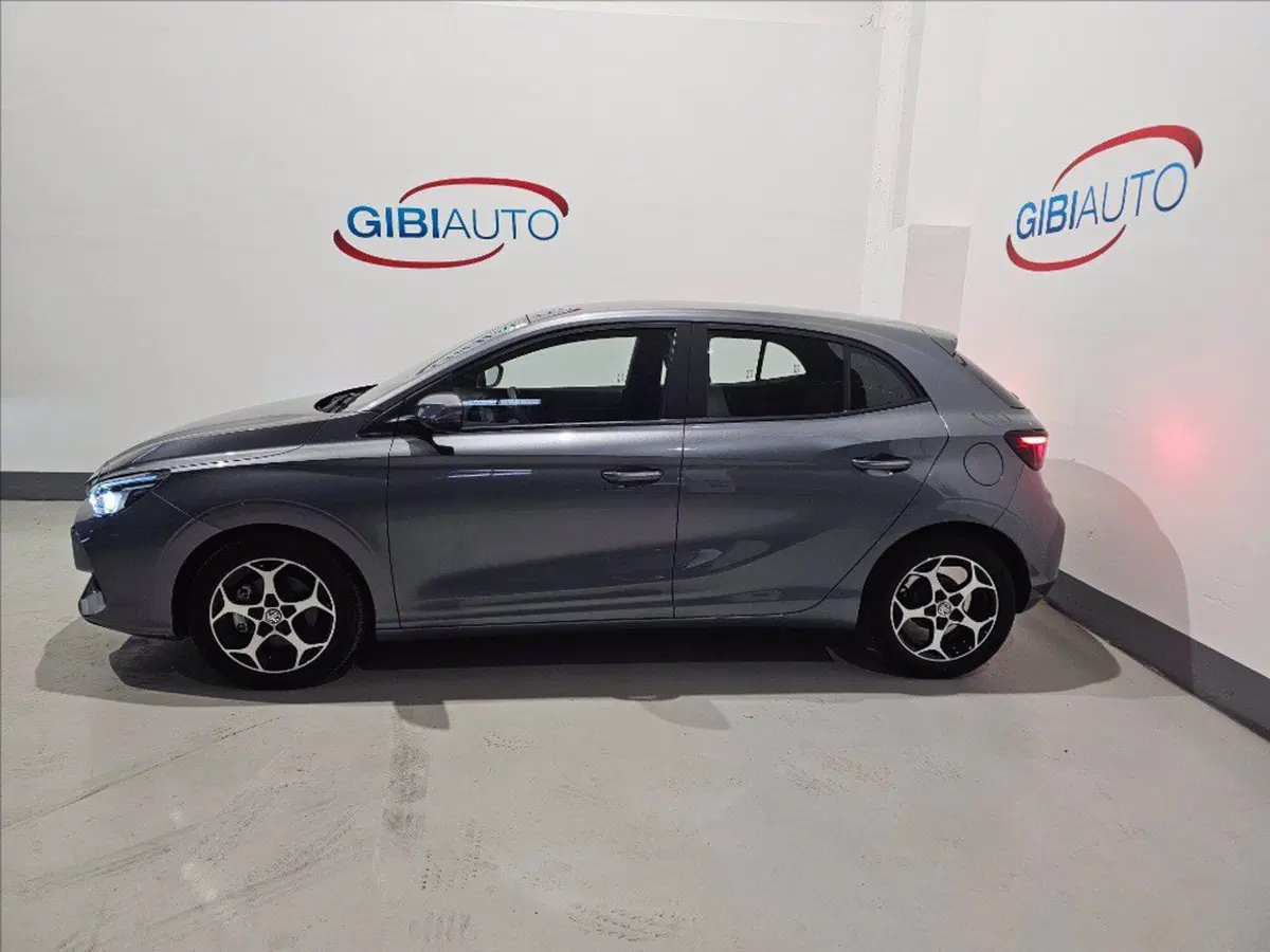 Mg MG3 usata a Palermo (5)