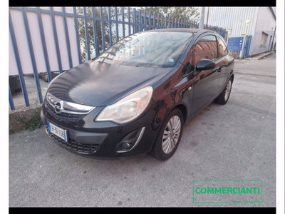 Opel Corsa 1.3 CDTI 75CV ecoFLE3 porte Club del 2011 usata a Catania