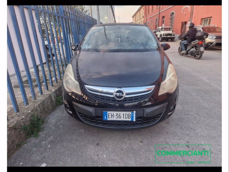 Opel Corsa usata a Catania (2)