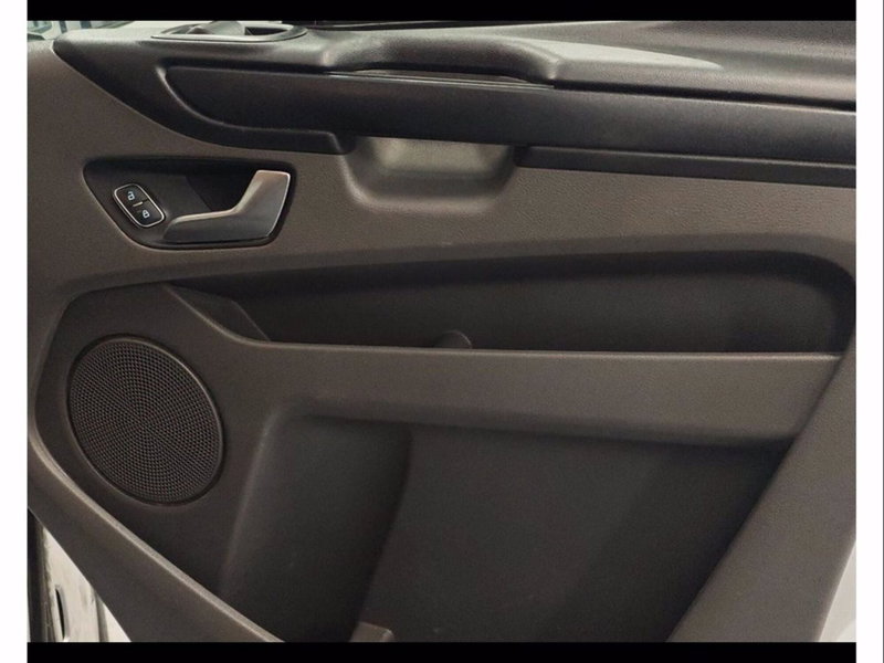 Ford Transit Custom Furgone usata a Catania (13)
