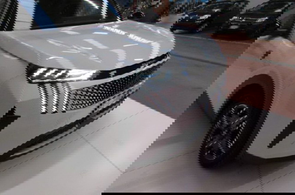 Peugeot 5008 usata a Milano (17)