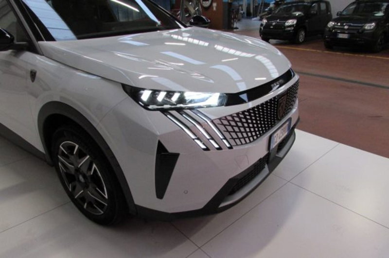 Peugeot 5008 usata a Milano (17)
