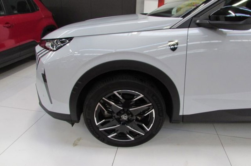 Peugeot 5008 usata a Milano (5)