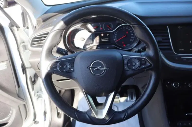 Opel Grandland X usata a Gorizia (11)