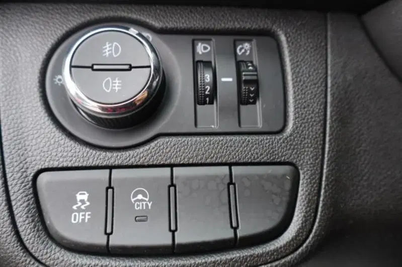 Opel Karl usata a Gorizia (13)