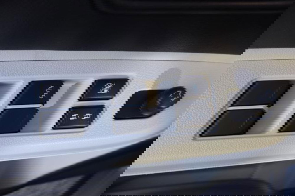 Suzuki Ignis usata a Gorizia (11)