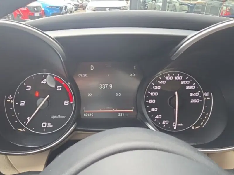 Alfa Romeo Giulia usata a Monza e Brianza (10)