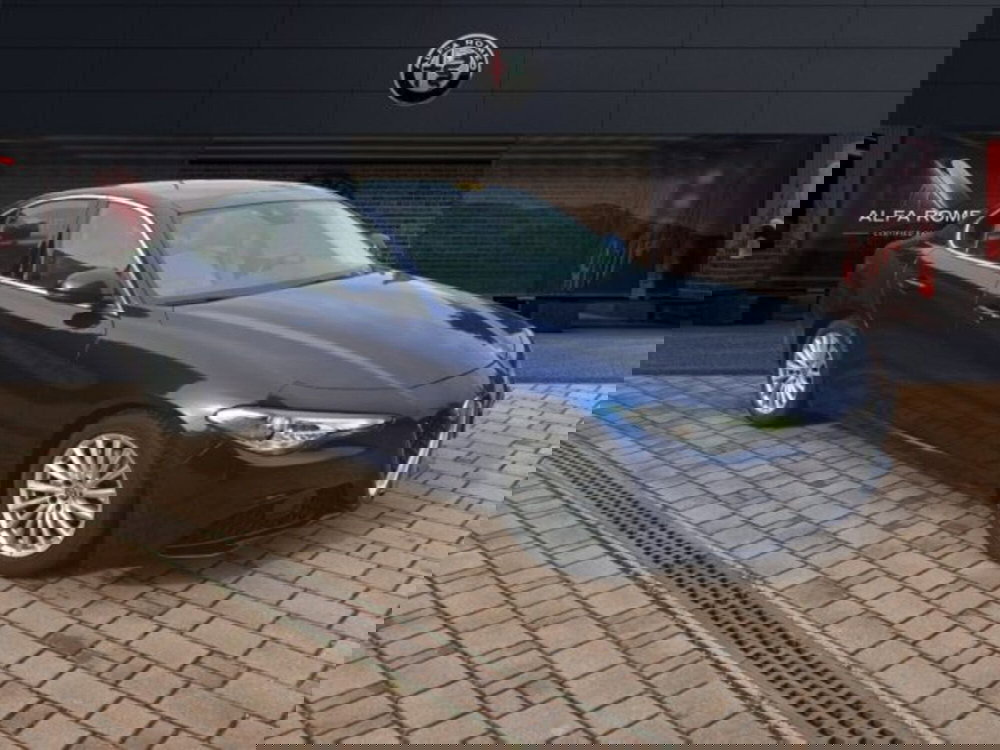 Alfa Romeo Giulia usata a Monza e Brianza (3)