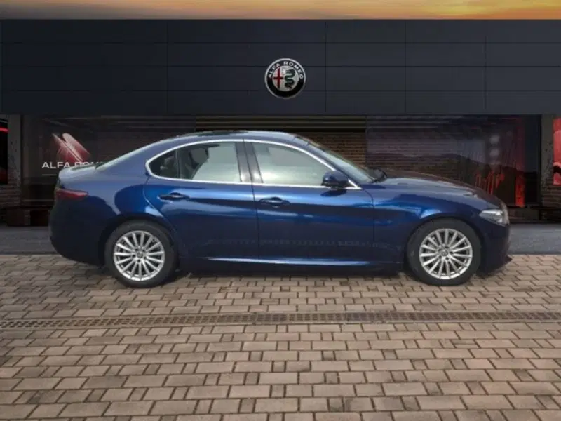 Alfa Romeo Giulia usata a Monza e Brianza (4)