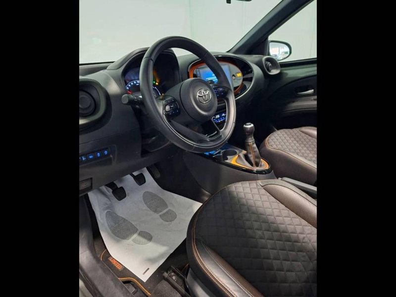 Toyota Aygo X usata a Torino (11)