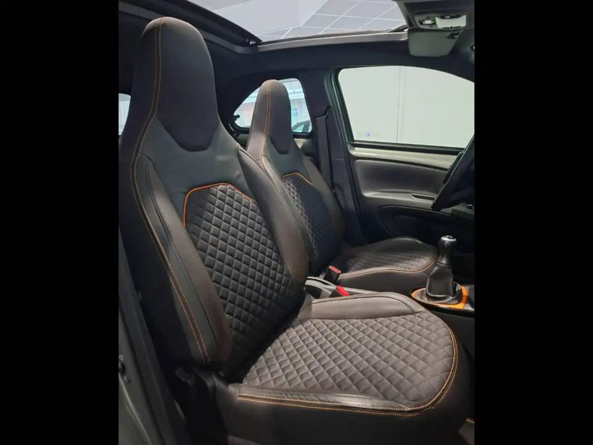 Toyota Aygo X usata a Torino (14)