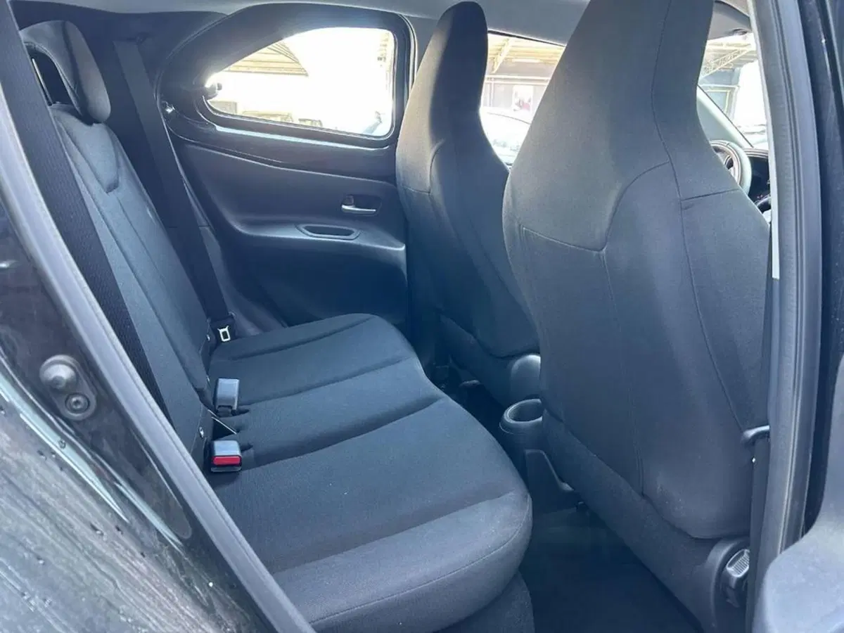 Toyota Aygo X usata a Torino (12)